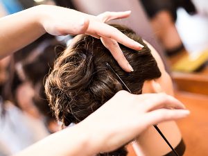 cursos academicos de peluqueria y estetica CARAVACA DE LA CRUZ